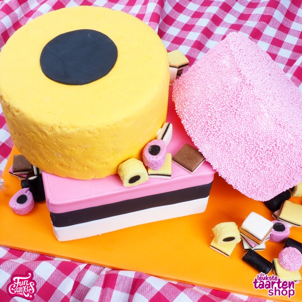 Licorice Allsorts Cakes | Club Crafted