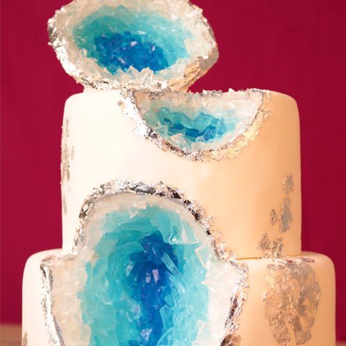 30 Beautiful Geode Cakes And How to Make Your Own