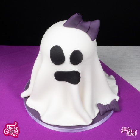 6 Spooktacular Halloween Cake Designs | Craftsy | www.craftsy.com