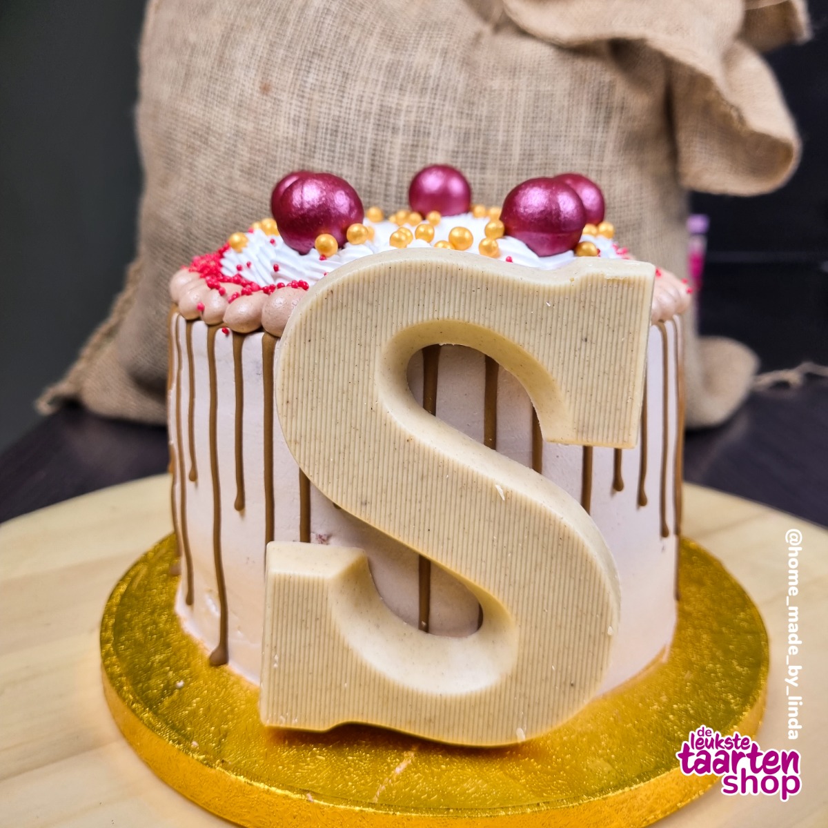 letter s cakes Archives - Cakey Goodness