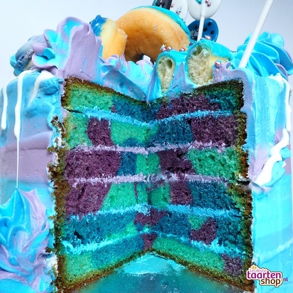 axolotl cake