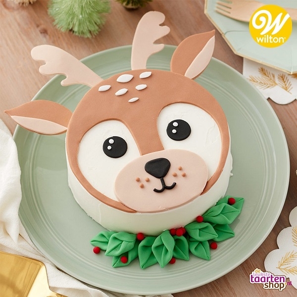 Coolest Deer and Reindeer Cake Ideas
